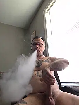 dadbod1178 live cam on StripChat
