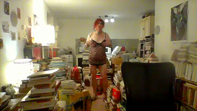 LianeDargueil live sex cam