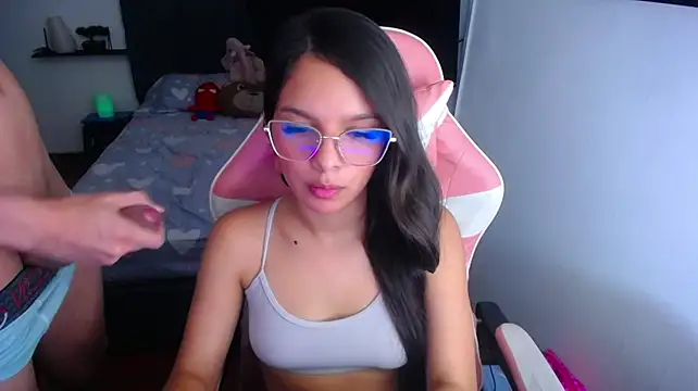jessi_and_boy live cam on StripChat