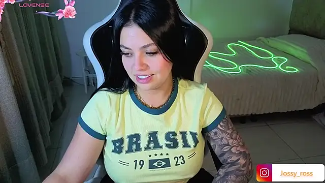 Victoryyy_ live cam on StripChat