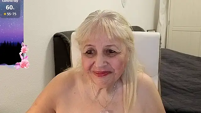 SusiLifeXXX live cam on StripChat