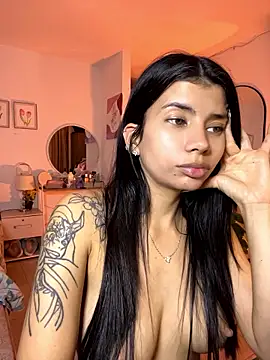 isabella__naugthy live cam on StripChat