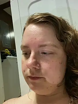 Strawberrykisses96 live sex cam