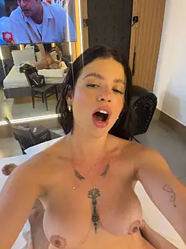 Rafaellaz live sex cam