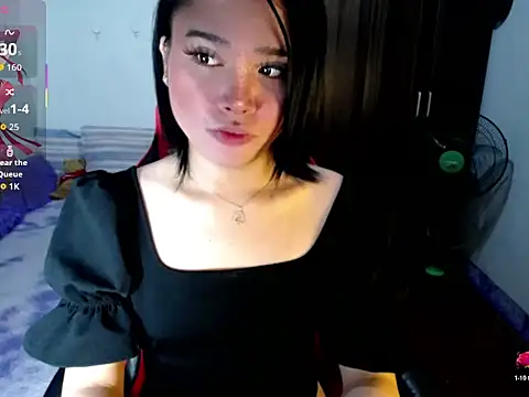 sofiathe1st live cam on StripChat