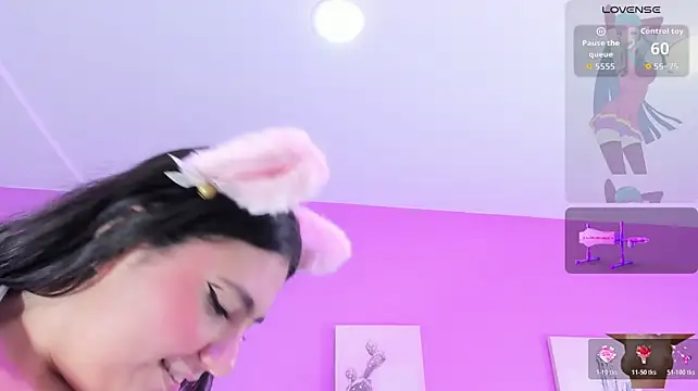 caroline_bigboobs1 live cam on StripChat