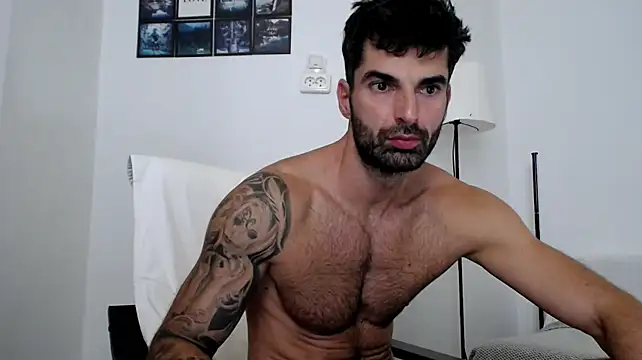 Verycutex live cam on StripChat