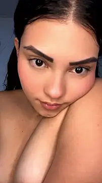 karla_cute69 live cam on StripChat