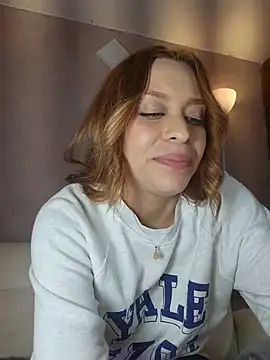 mich_bittersweet live cam on StripChat