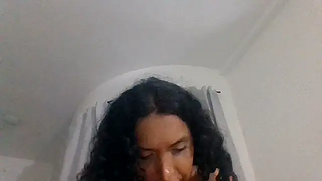 Melina_lareinax live sex cam
