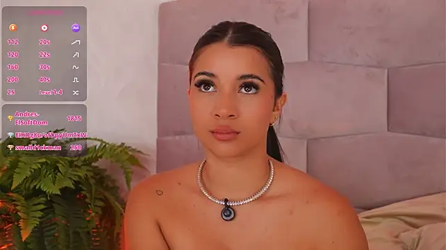 AnitaKariri live cam on StripChat