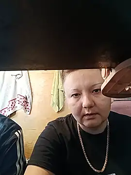Tina_Mirabella live cam on StripChat