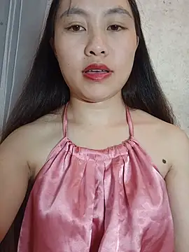 Cherry-squirtt live cam on StripChat