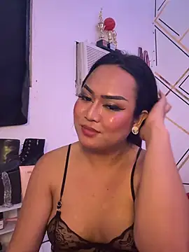 Aelora69 live sex cam