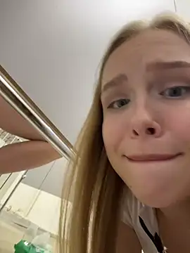 Liza_risky live sex cam
