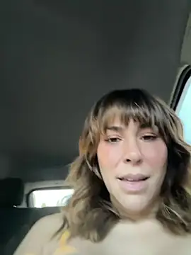 MommyGambit live sex cam