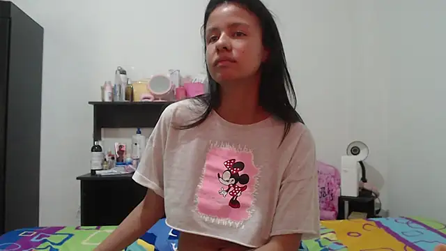 nathaly_jones_ live cam on StripChat