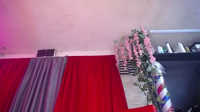 hornytsblonde live sex cam