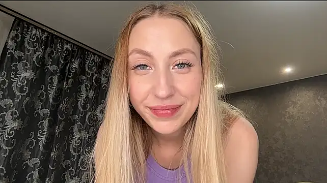 TheresaCyphert live sex cam