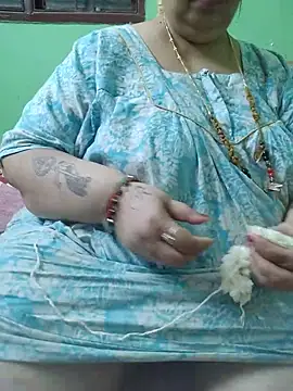 Tamil-mayasri live cam on StripChat