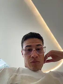 TavoHot_ live sex cam