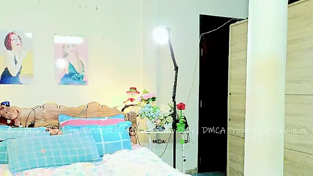 ribbinpink live sex cam