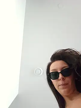 LilyOrion live sex cam
