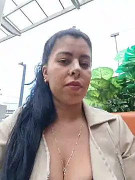 Luianna live sex cam