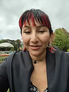 Florxxx9 live sex cam