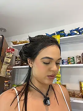 Bella-Ferrer live sex cam