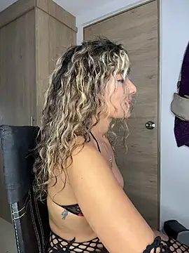 collins_megan96 live sex cam