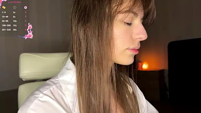 LorinaSpero live cam on StripChat