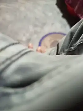 WrongAngle30 live sex cam