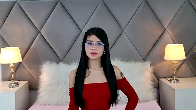 OliviaDiaz live cam on StripChat