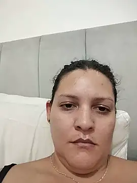 Mia_Hampton live cam on StripChat