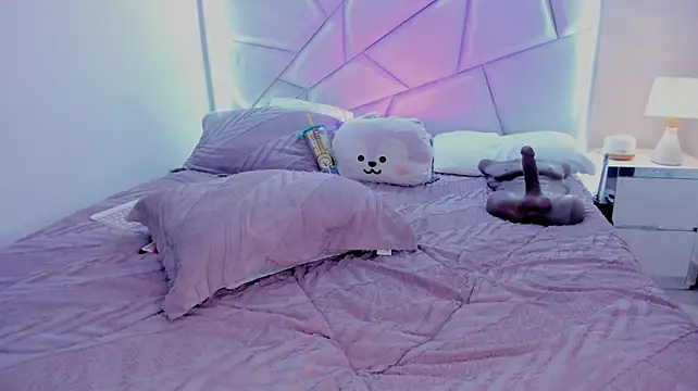 Sweeetcurvyx live sex cam