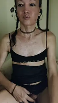 Tselka live sex cam