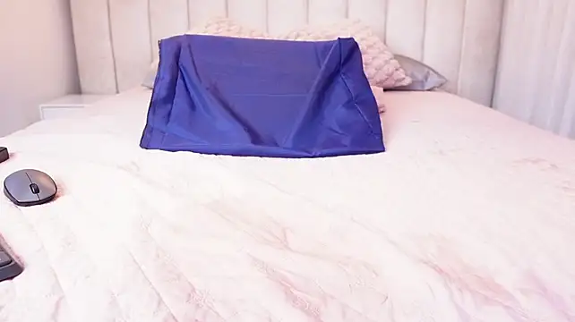 kata_hazel live sex cam