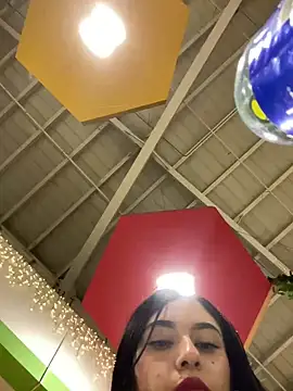 LilacNoir live sex cam