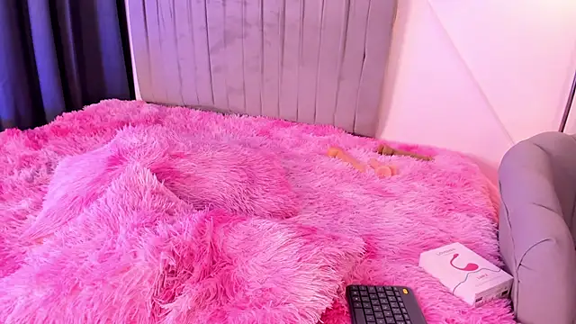 Hunter_Moon live sex cam