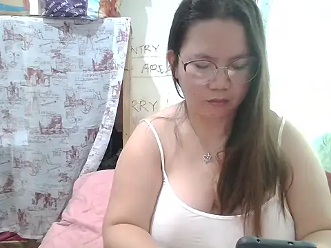 Minimahal live sex cam