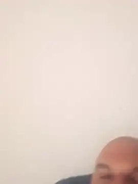 Javierchico live cam on StripChat