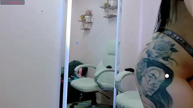 SHARONCUTE_F1 live cam on StripChat