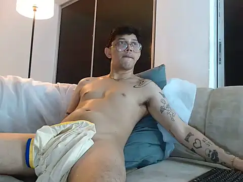 tonysexyboy live cam on StripChat