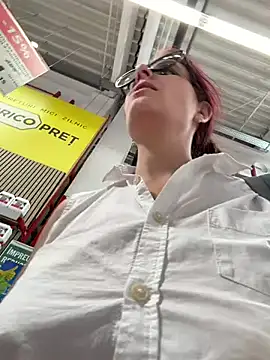 NataKitten live sex cam