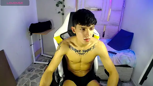 Liom_Gym live sex cam