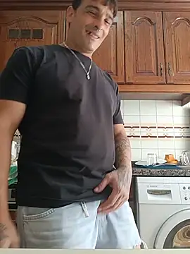 Javiiii8 live sex cam
