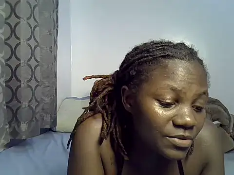 Thicky_zalia live cam on StripChat