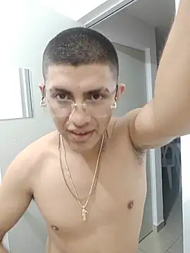 BellakoCL live sex cam