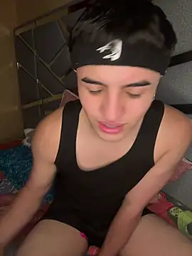 Kenny_McCormick_ live cam on StripChat